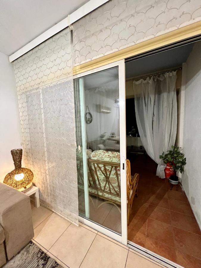 Carisa Holiday Rooms Larnaca Ngoại thất bức ảnh